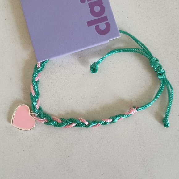 NWT Claire's green and pink braided bracelet with pink enamel heart charm - Picture 3 of 3